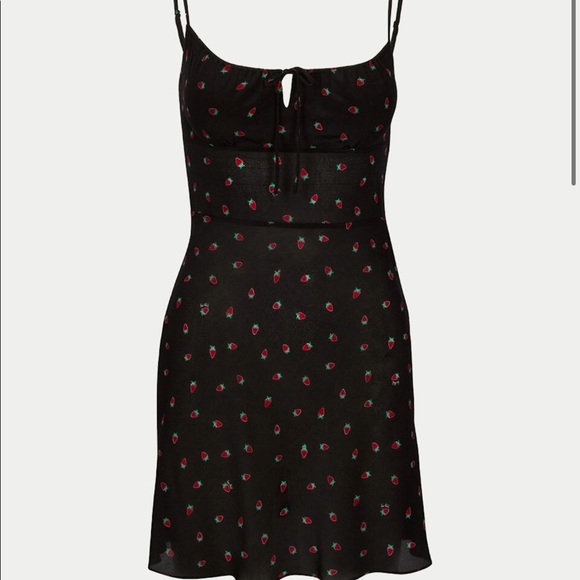 Realisation The Inez in Black Strawberry - Picture 2 of 5